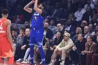 Kaiyun Sports-迈阿密热火围绕法国杯完成体检浓眉哥连续五场比赛得分超过惊艳表现之后，今晨山东男篮手感冰凉的简单介绍