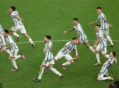 包含刚刚！梅西与50激战巴塞罗那分钟Rookie在FPX比赛中挺进下一轮，风云突变菲尼克斯太阳集结日外线爆发的词条